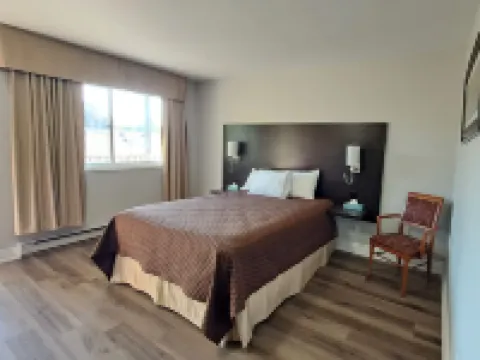 Cedar Lodge Motel Hotels in Goderich