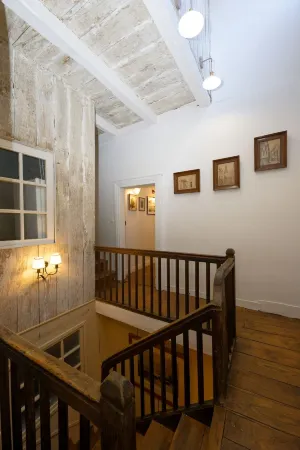 Saint Yves Отели в г. Леон