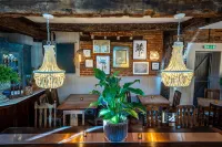 Woolpack Inn Hotels in Boughton-under-Blean