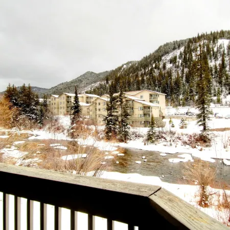 Canyon Run Townhomes F102 3 Bedroom Townhouse by RedAwning