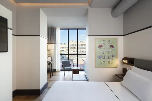โรงแรม Praktik Èssens - บริการรถรับส่ง
