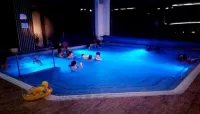 Pensiunea Mai - piscine