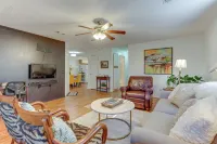 Centrally Located in Nwa; Walk to Wrights Bbq! Отели в г. Джонсон