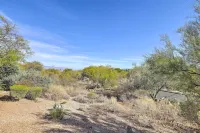 Tucson Home w/ BBQ & Patio, 5 Mi to A Mountain!