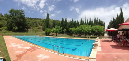 El Molí de Pontons Suites Con Jacuzzi Spa Отели в г. Айгуамурсия