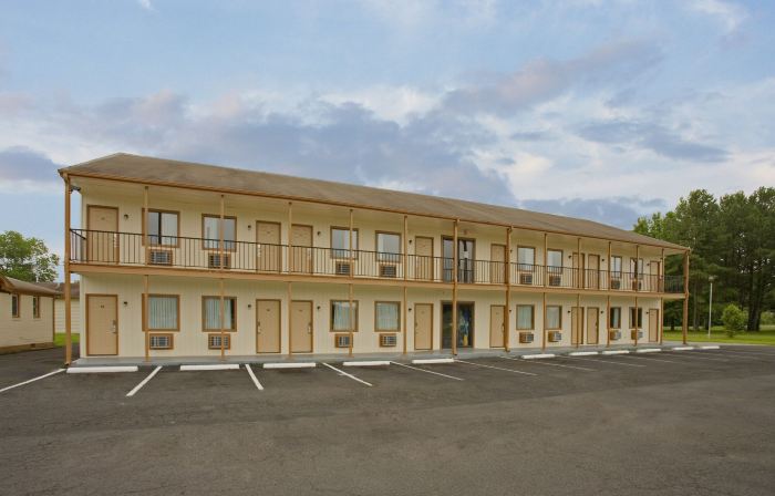 Regal Inn