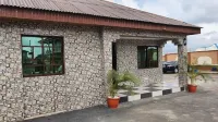 Girozolin hotel and suites Hotels in 