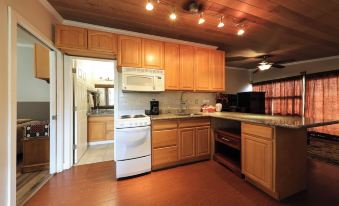 Beachwood Condos & Resort