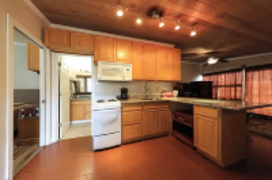 Beachwood Condos & Resort