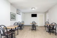The Townhouse Inn - breakfast