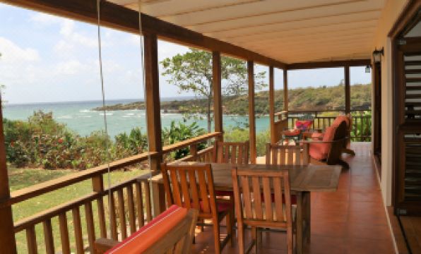 Two Bays Beach Villa, Apartment, and Studios