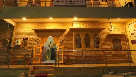 hotel kishangarh jaisalmer Отели рядом с достопримечательностью «Джайсалмер»