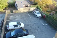 Edgerton Hotel - parking