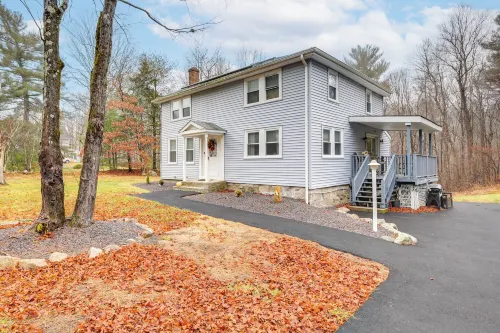 2 Mi to Gillette Stadium! Foxborough Retreat! - 3-stjärniga