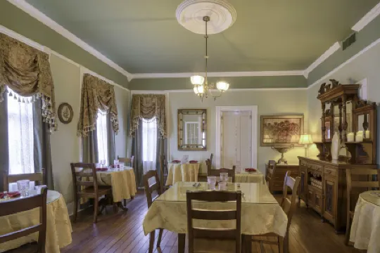 Victorian House Bed and Breakfast