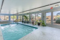 Mayne Island Resort Hotels in Galiano