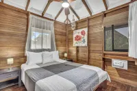 The Beach Bungalows Tamarindo- Adults Only
