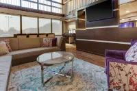 Drury Inn & Suites Louisville East Các khách sạn ở Hurstbourne
