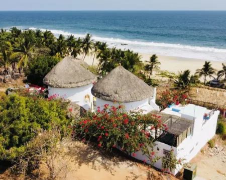 Beachfront Paradise Boutique Hotel Hotels in Santa Maria Tonameca