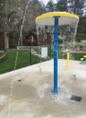 Rockerville Lodge & Cabins