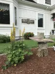 At the White House Hotels near Skagway Centennial Statue