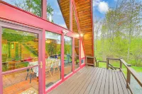 Charming Hunter A-Frame: Walk to Ski Lift! - 3-Star
