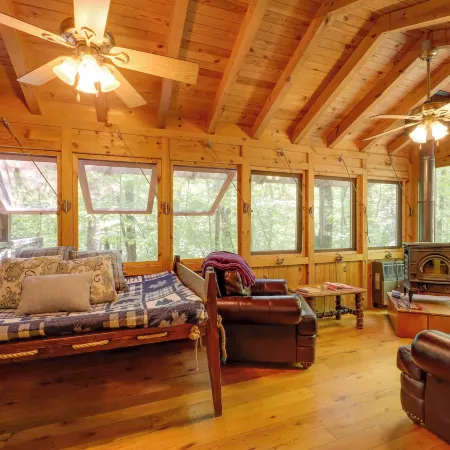 All-Season Sunroom and Hot Tub Marion Cabin Retreat