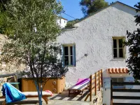 Country house near SPILI with peaceful garden, orange trees and jacuzzi