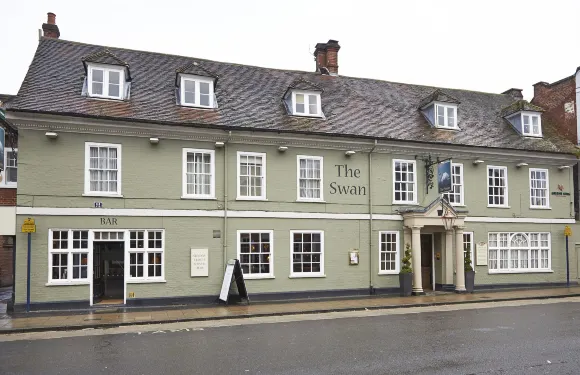 天鵝酒店 - 格林國王旅館