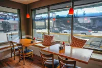 Thunderbird Motor Inn Hotels in Ganges Harbour