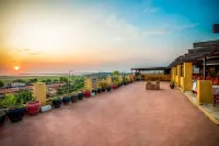 Pulickal Airport Hotel - Airport Shuttle