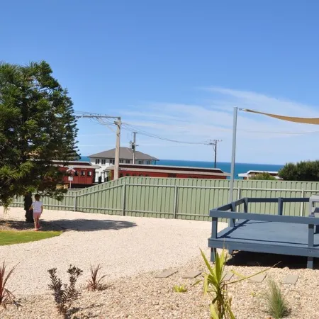 Rosetta Beach Cottage - Pt Elliot - pet friendly, sea views