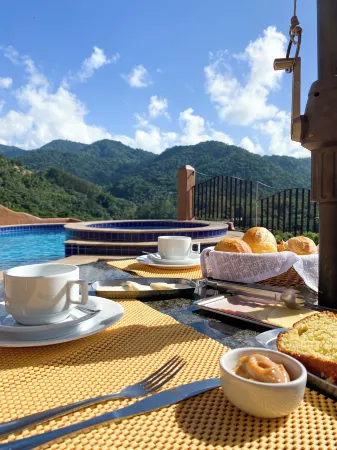 Pousada Santa Fe de Penedo Отели рядом с достопримечательностью «Pequena Finlândia»