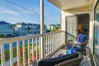 Ocean Access & Balcony: Surfside Beach Condo