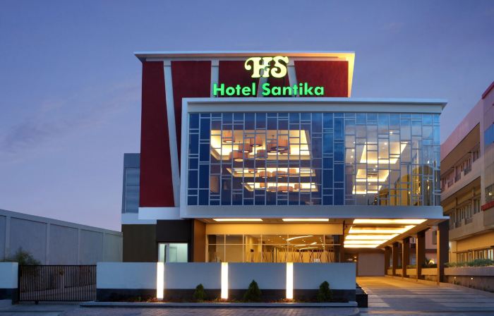 โรงแรมซานติก้า เบงกูลู
