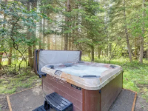 Beautiful McCall Cabin Perfect for Families! Hotels in McCall