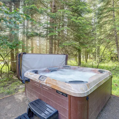 Beautiful McCall Cabin Perfect for Families!