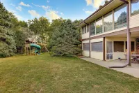 Fort Calhoun Home w/ Screened Porch + Playground! - appartements de vacances