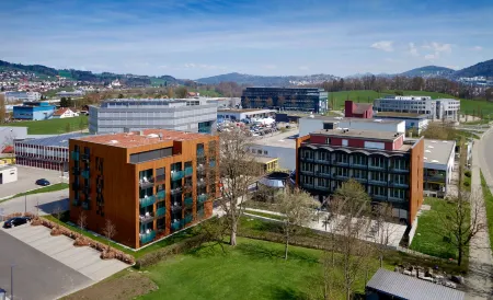 Newstar Hotel (Free Parking) Отели в г. Херизау