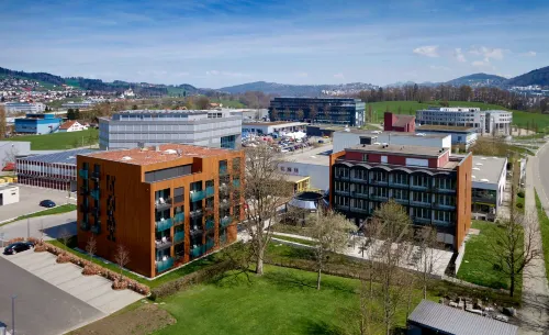 Newstar Hotel (Free Parking) Hotels in Hinterland