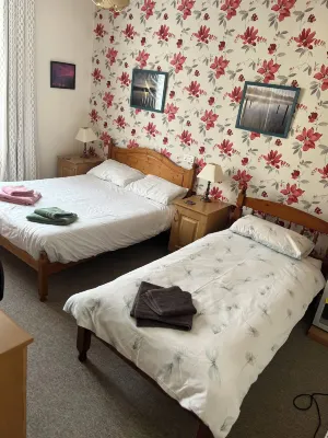 Webb's of Glomel Hotels in Glomel