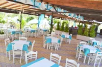 Grand Beach Hotel - breakfast