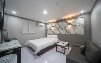 Bucheon Wonjongdong Hotel 3&4 Hotels in Bucheon-si