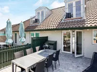 5 Person Holiday Park Home in Karrebaeksminde Hotels in Karrebaksminde