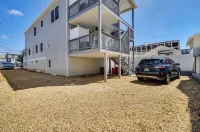 Cozy Beach Rental Hotels near Coin Castle