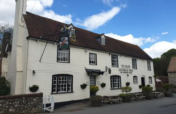 葉奧爾德喬治酒店 - 巴澤酒吧