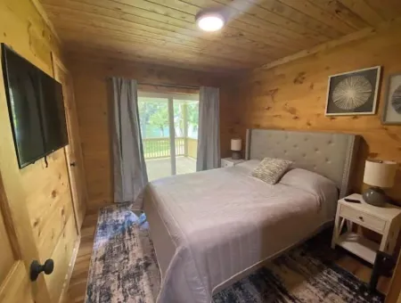 Pleasant View - A brand new riverfront getaway!