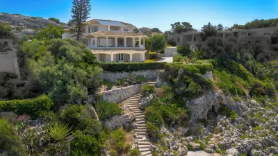 Villa Plemmiria with Private Access to the Sea by Wonderful Italy