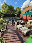 Spacious Residence Windham - XL Pool, Movie Room, Hot Tub, 6 Bedrooms, Gardens