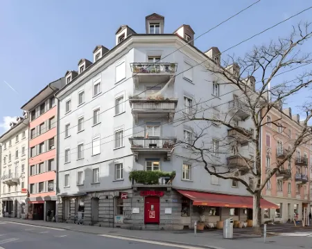 สวิสสตาร์ ลองสตรีท โรงแรมในซูริก